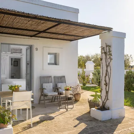 Guest house Masseria Le Torri 3*