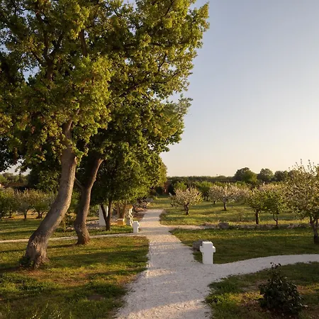 بيت ضيافة Masseria Le Torri 4*