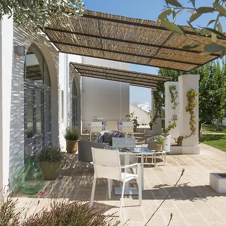 Masseria Le Torri Guest house 4*